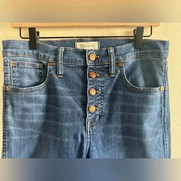 Madewell 10" high Rise Skinny Jeans Denim Blue
Wash Button fly Raw Hem Size 30 - Picture 13 of 14